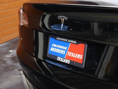 Used 2023 Tesla Model 3 Standard Range image 23