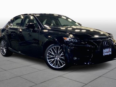 Used 2016 Lexus IS 300 AWD image 2