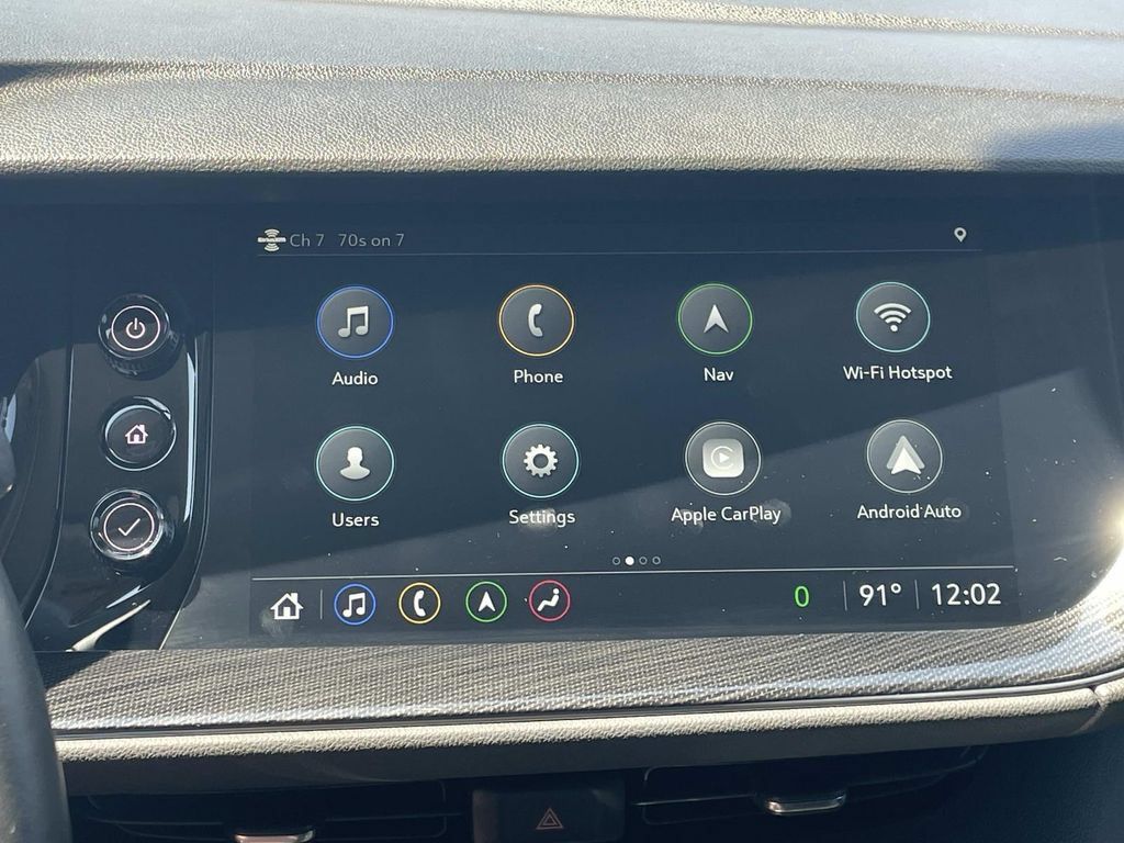 Used 2022 Buick Envision Essence w/ Technology Package I FWD image 21