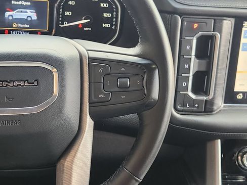 Used 2021 GMC Yukon XL Denali AWD/4WD image 30