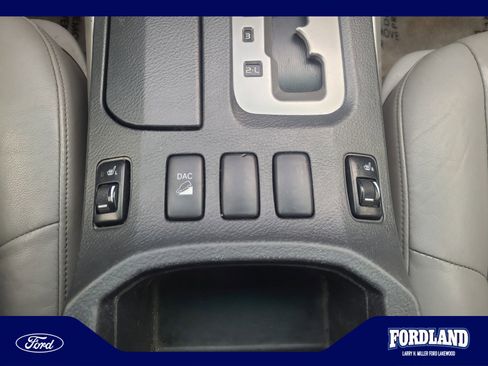 Used 2005 Toyota 4Runner Limited AWD/4WD image 32