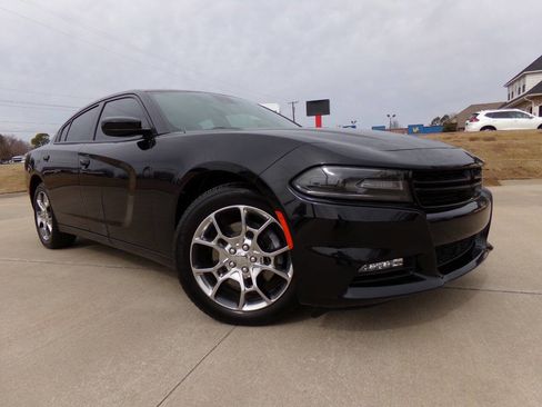 Used 2016 Dodge Charger SXT w/ AWD Premium Group image 16