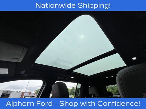 Used 2024 Chevrolet Traverse Z71 w/ Enhanced Driving Package AWD/4WD image 28