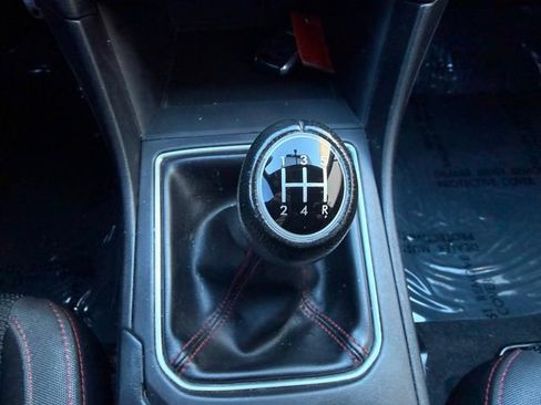 Used 2019 Subaru Impreza 2.0i Sport image 12