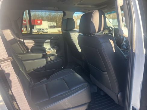 Used 2016 Chevrolet Tahoe LT image 9