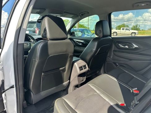 Used 2024 GMC Terrain AT4 w/ Tech Package AWD/4WD image 24