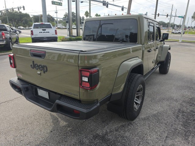Used 2025 Jeep Gladiator Sport AWD/4WD image 5