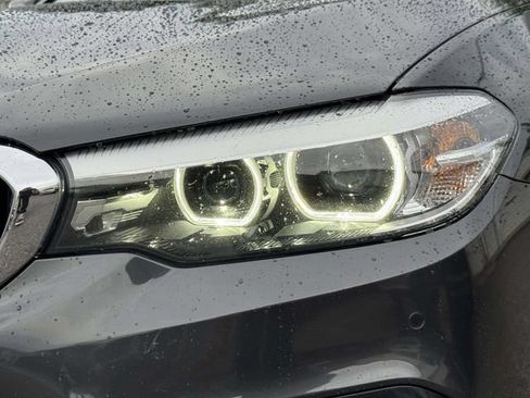 Used 2019 BMW 540i xDrive w/ M Sport Package AWD/4WD image 14