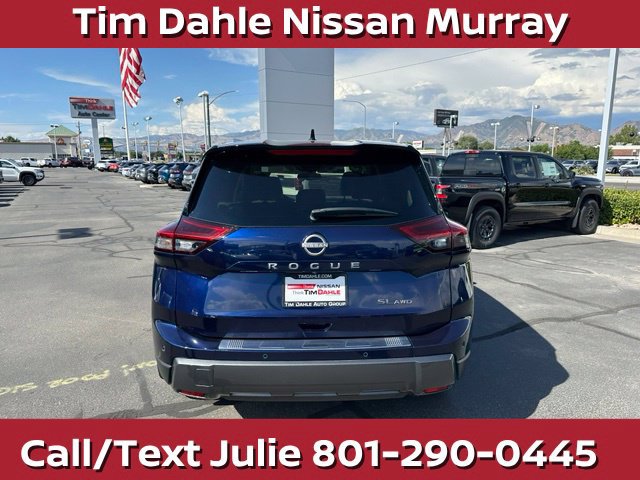Used 2025 Nissan Rogue SL w/ SL Premium Package AWD/4WD image 10