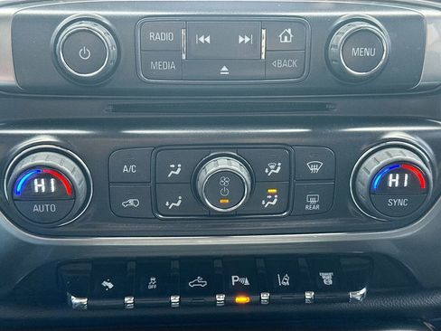 Used 2015 Chevrolet Silverado 3500 LTZ image 17