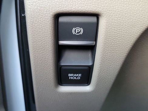 Used 2022 Honda Odyssey EX image 23