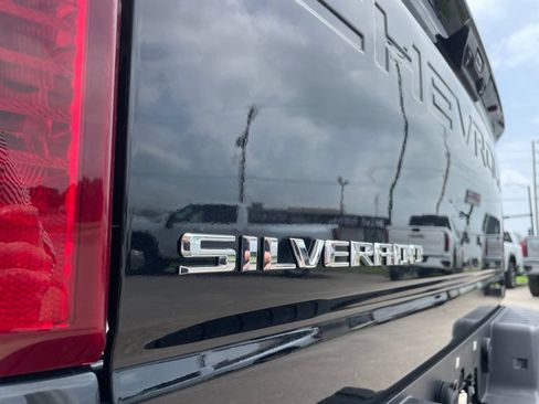 Used 2025 Chevrolet Silverado 2500 LT w/ Convenience Package AWD/4WD image 20