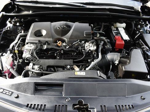 Used 2023 Toyota Camry LE image 29