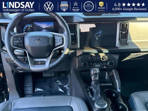 Used 2021 Ford Bronco Outer Banks image 9