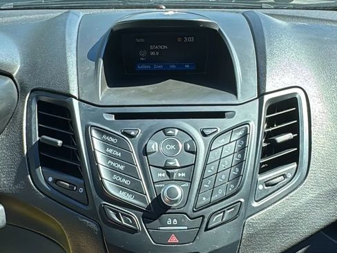 Used 2018 Ford Fiesta SE FWD image 52