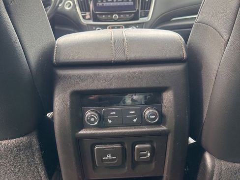 Used 2019 Chevrolet Traverse Premier image 15