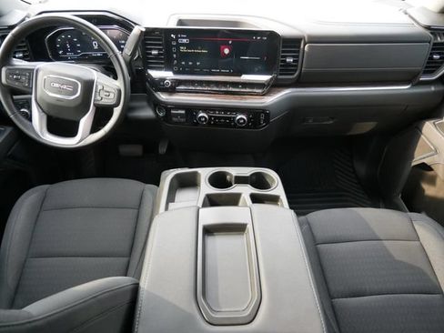 Used 2023 GMC Sierra 1500 SLE AWD/4WD image 10