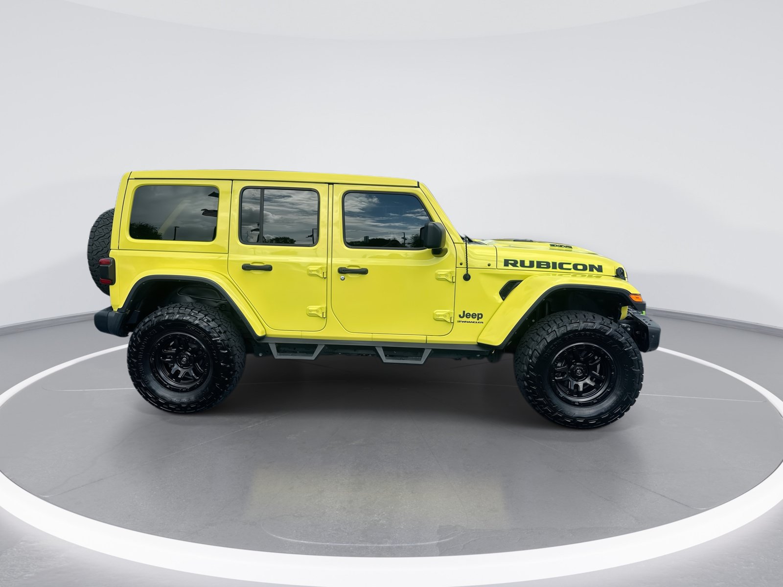 Used 2023 Jeep Wrangler Unlimited Rubicon 392 AWD/4WD image 10