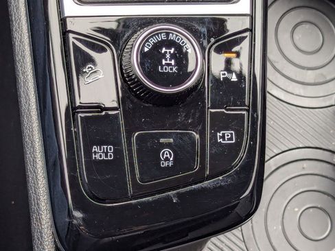 Used 2025 Kia Sportage X-Line w/ Premium Package image 30