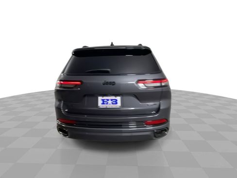 Used 2024 Jeep Grand Cherokee L Summit w/ High Altitude Package image 7
