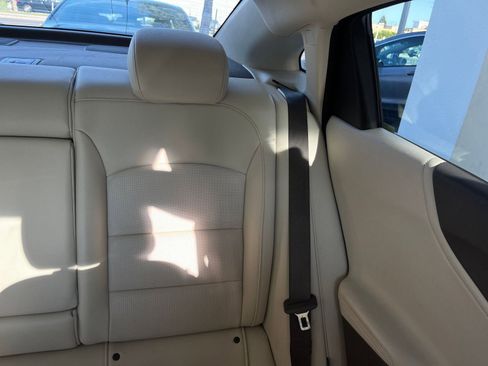 Used 2024 Chevrolet Malibu LT image 37