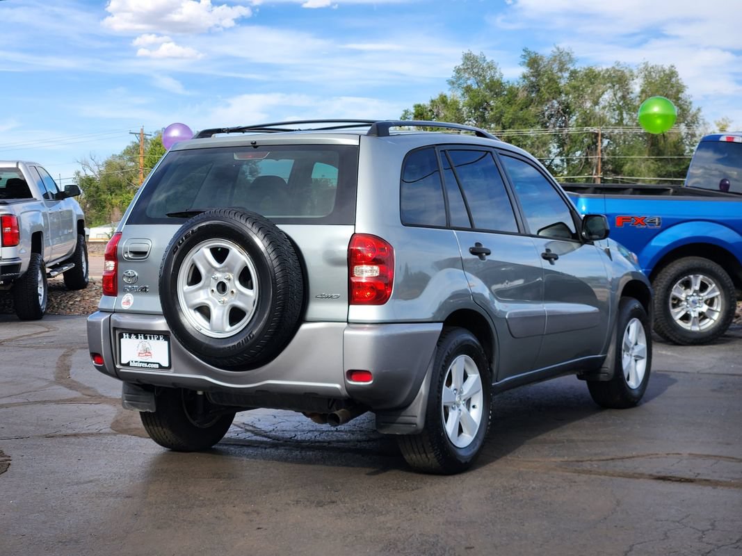 Used 2005 Toyota RAV4 4WD w/ Side Airbag Pkg image 7