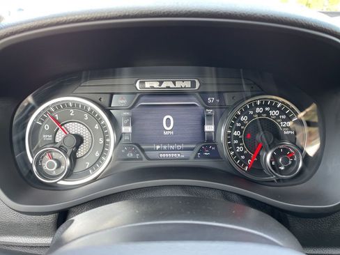 Used 2024 RAM 2500 Tradesman w/ Safety Group image 9