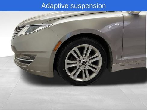 Used 2016 Lincoln MKZ image 11