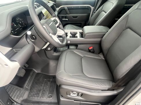 New 2026 Land Rover Defender 130 S image 5