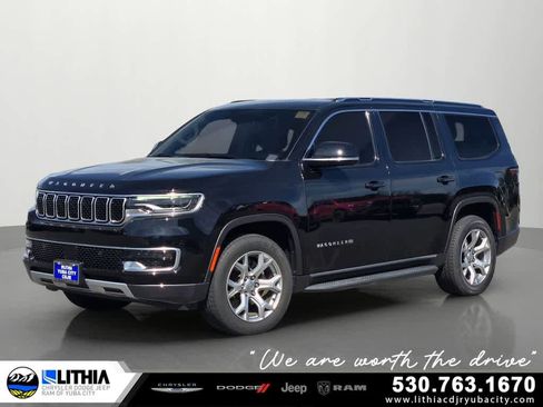 Used 2022 Jeep Wagoneer Series II image 1