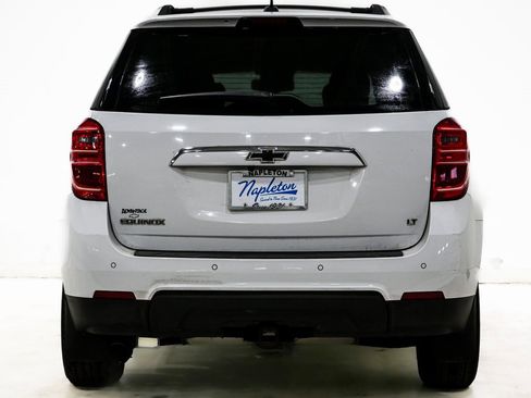 Used 2017 Chevrolet Equinox LT w/ Convenience Package image 8