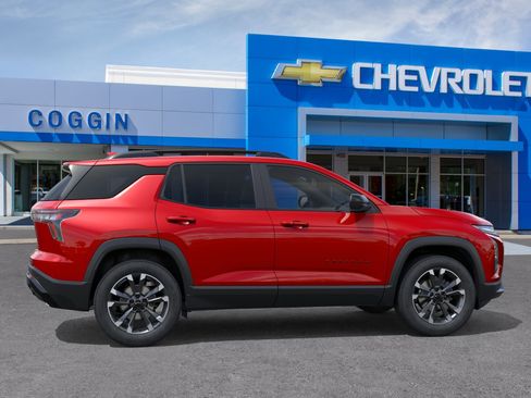 New 2026 Chevrolet Equinox RS w/ LPO, Floor Liner Package FWD image 5