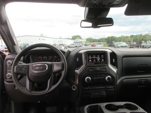 New 2026 GMC Sierra 3500 Pro AWD/4WD image 14