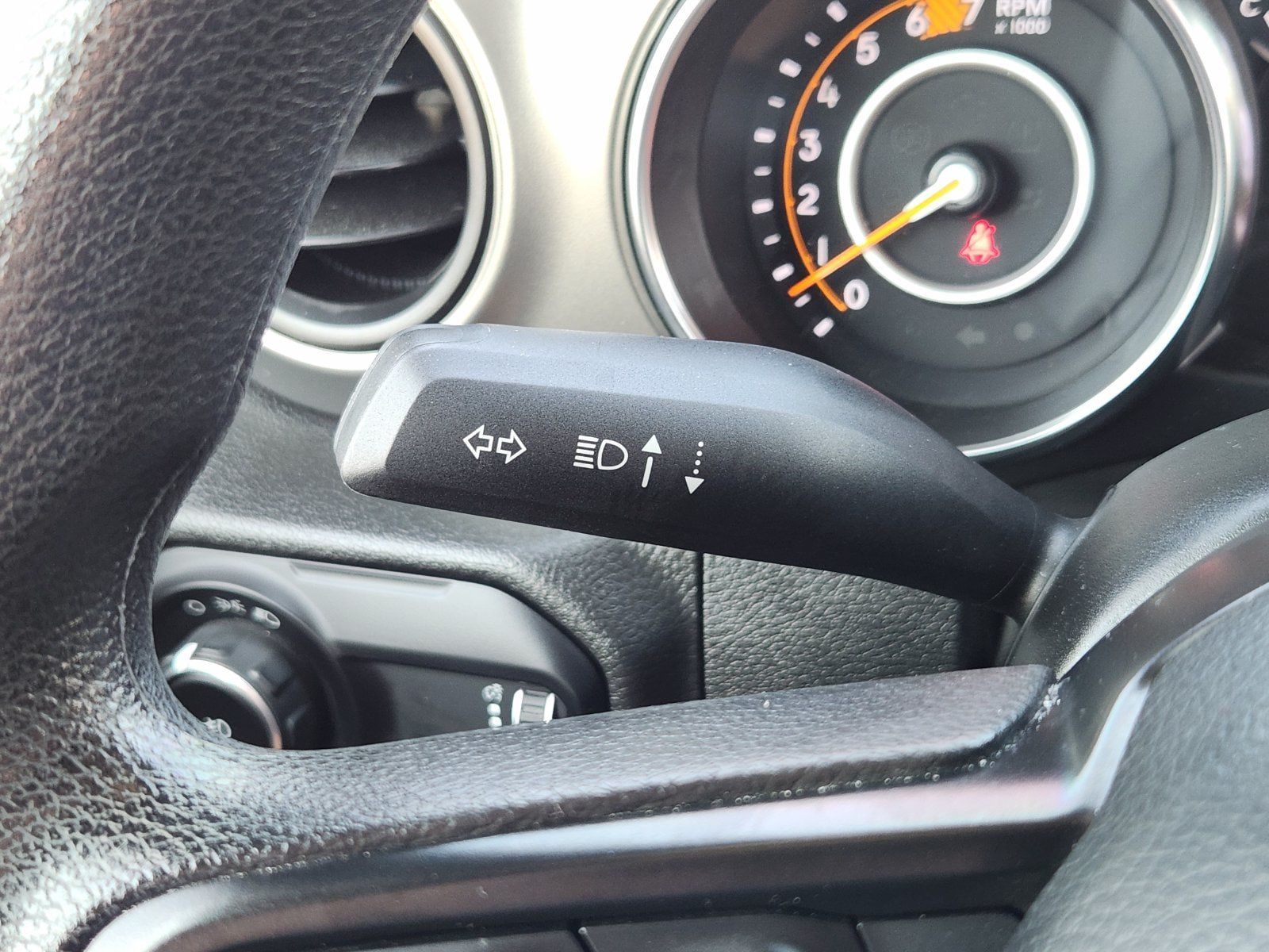 Used 2023 Jeep Wrangler Sport AWD/4WD image 38