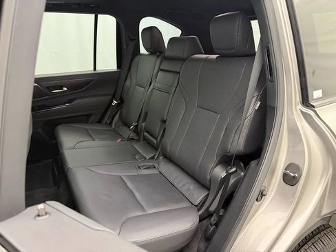 Used 2023 Lexus LX 600 4WD w/ Appearance Package image 38