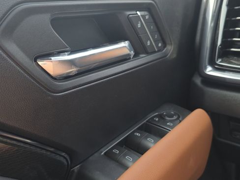 New 2026 GMC Canyon AT4 w/ Technology Plus Package AWD/4WD image 11