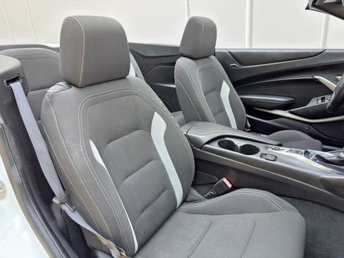 Used 2020 Chevrolet Camaro LT RWD image 30