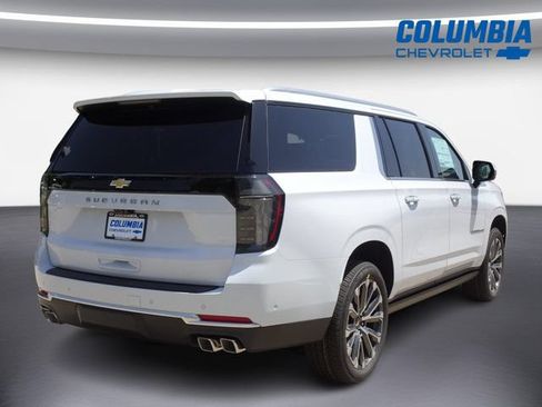 New 2026 Chevrolet Suburban High Country AWD/4WD image 2