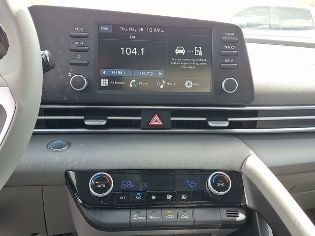 New 2026 Hyundai Elantra Sport FWD image 8