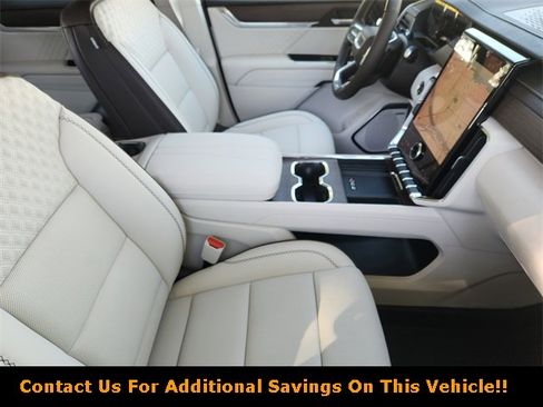 New 2026 GMC Acadia Denali image 10