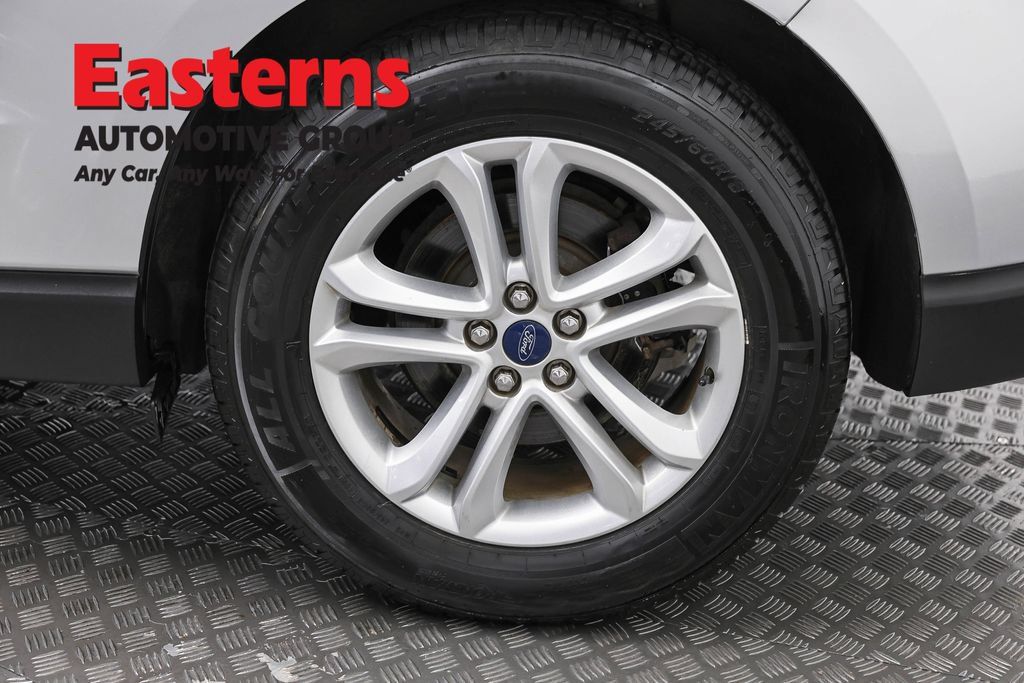 Used 2019 Ford Edge SEL w/ Equipment Group 201A FWD image 34