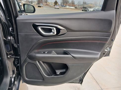 Used 2022 Jeep Compass Trailhawk image 18