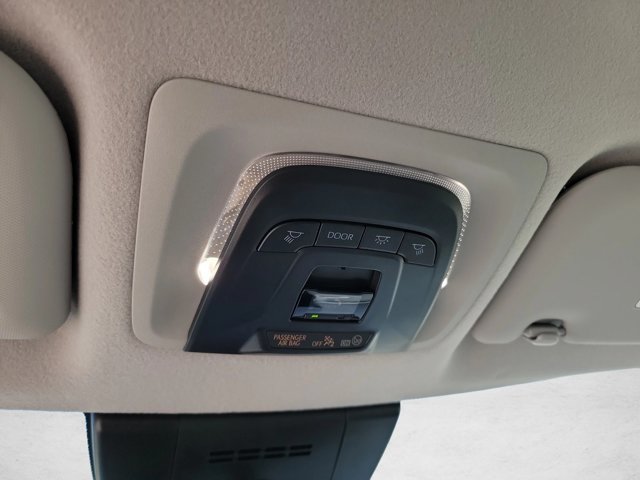 Used 2026 Toyota Corolla Cross L FWD image 16