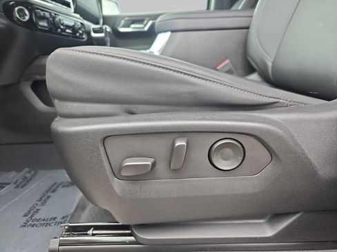 Used 2023 Chevrolet Silverado 1500 LTZ AWD/4WD image 27