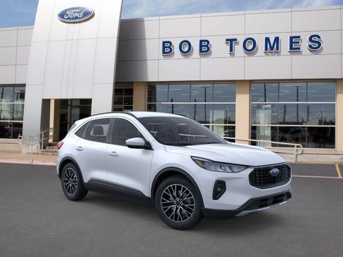 New 2026 Ford Escape SE image 9