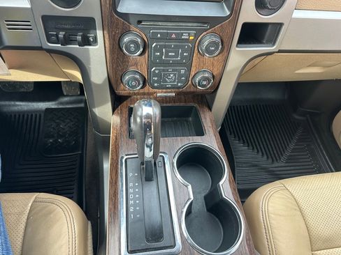 Used 2013 Ford F150 Lariat w/ Lariat Chrome Pkg image 14