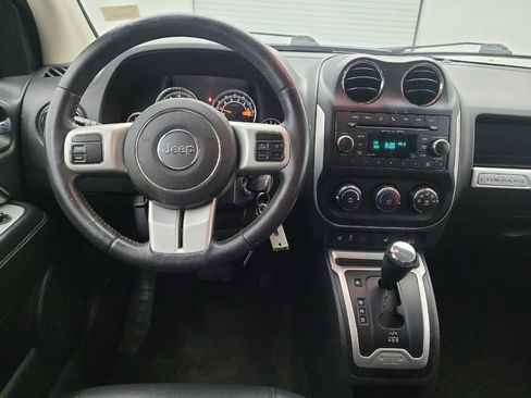 Used 2016 Jeep Compass Latitude AWD/4WD image 22