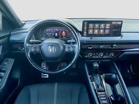 Used 2023 Honda Accord Sport image 19