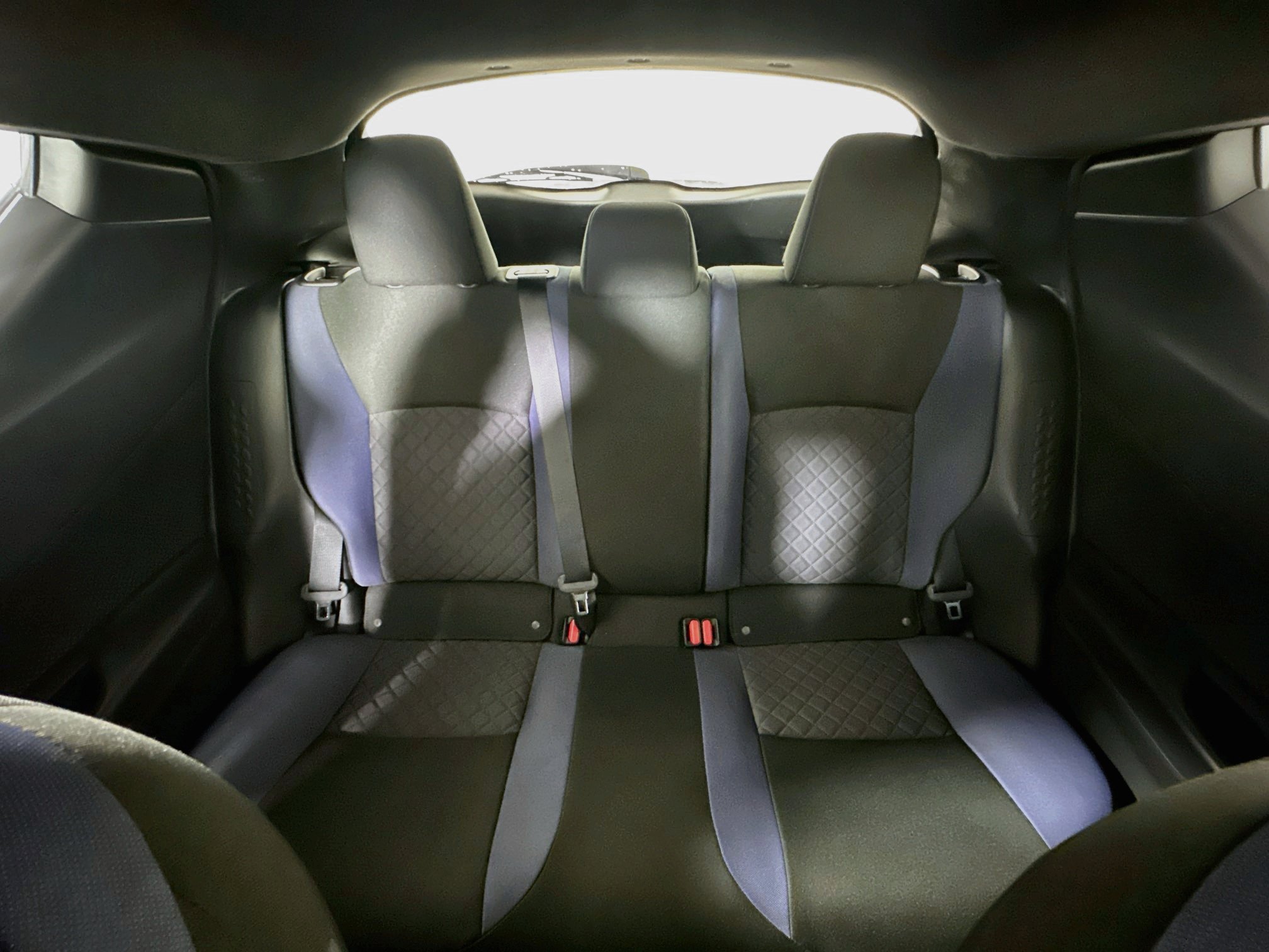 Used 2021 Toyota C-HR XLE FWD image 30