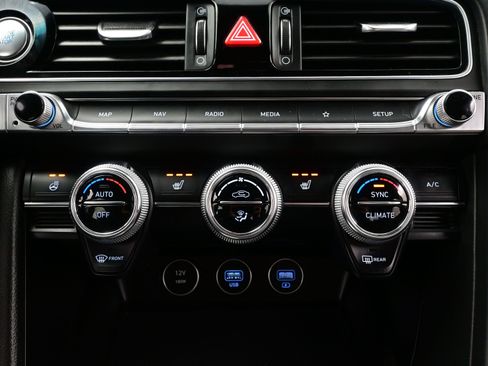 Certified 2023 Genesis G70 2.0T image 21